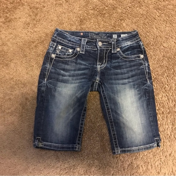 Miss Me Shorts | Miss Me Jeans Signature Bermuda Shorts Style #Jp5998m - Picture 1 of 6
